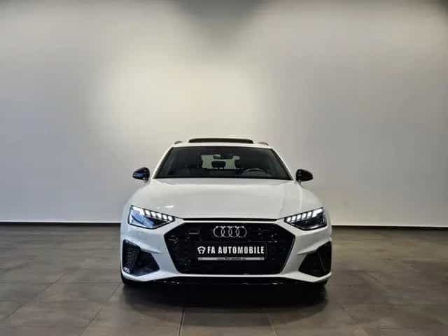 Audi A4 2x S Line Competition Pano Kamera Ahk 19'' 12/2023-photo-4