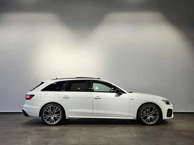 Audi A4 2x S Line Competition Pano Kamera Ahk 19'' 12/2023-photo-6