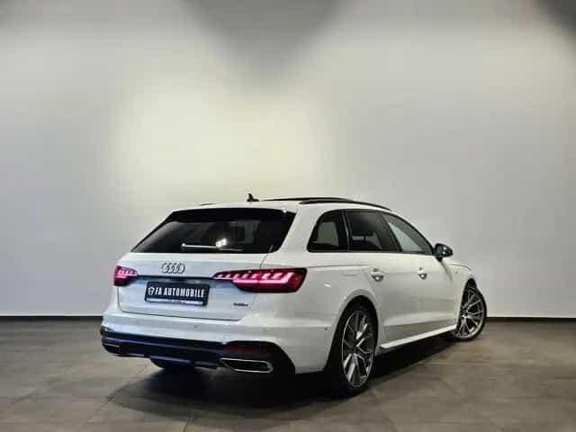 Audi A4 2x S Line Competition Pano Kamera Ahk 19'' 12/2023-photo-8