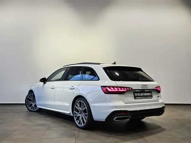 Audi A4 2x S Line Competition Pano Kamera Ahk 19'' 12/2023-photo-9