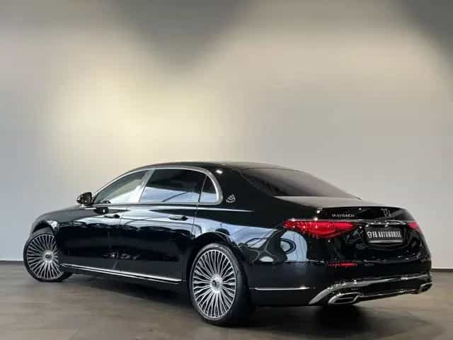 Mercedes-Benz S 680 Maybach 4Matic Pano MBUX Fond 21 Zoll VOLL 02/2022-photo-10