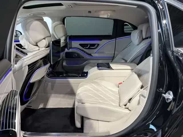 Mercedes-Benz S 680 Maybach 4Matic Pano MBUX Fond 21 Zoll VOLL 02/2022-photo-18