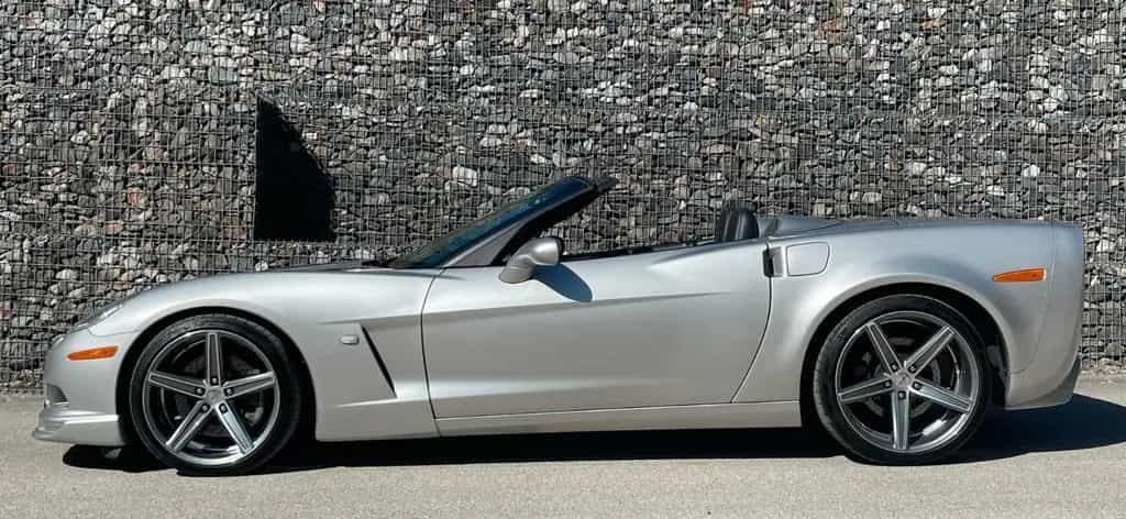 Corvette C6 6.0 V8 Cabrio,SCHALTER,BOSE,GEIGER,2.HAND 05/2006-photo-4