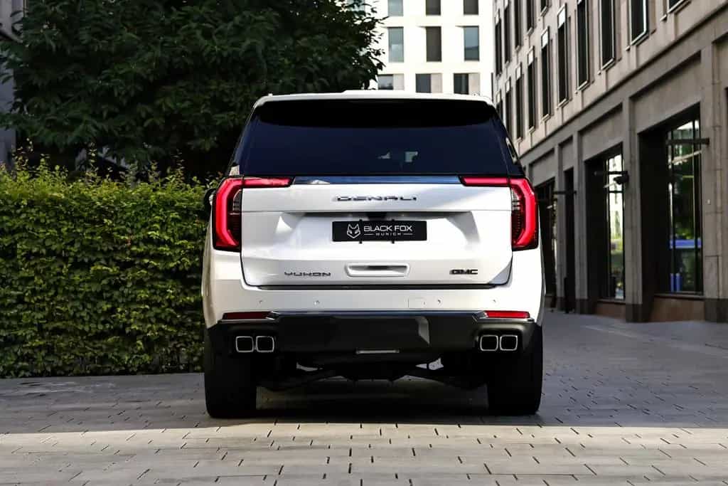 GMC Yukon Denali Ultimate 6.2 | MY2025 null-photo-3