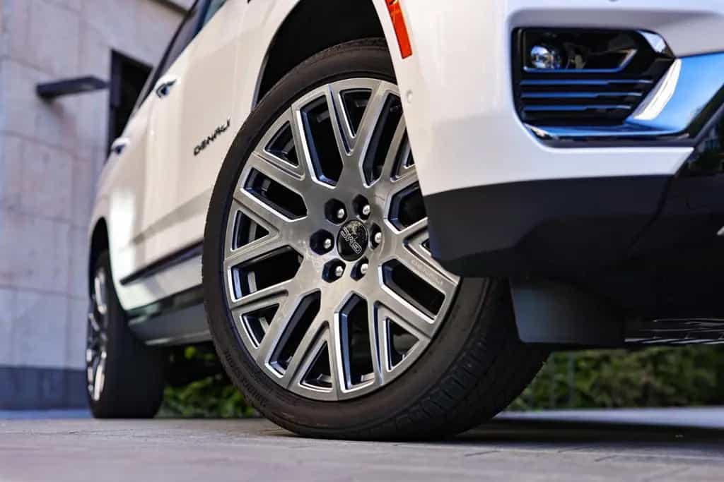 GMC Yukon Denali Ultimate 6.2 | MY2025 null-photo-34