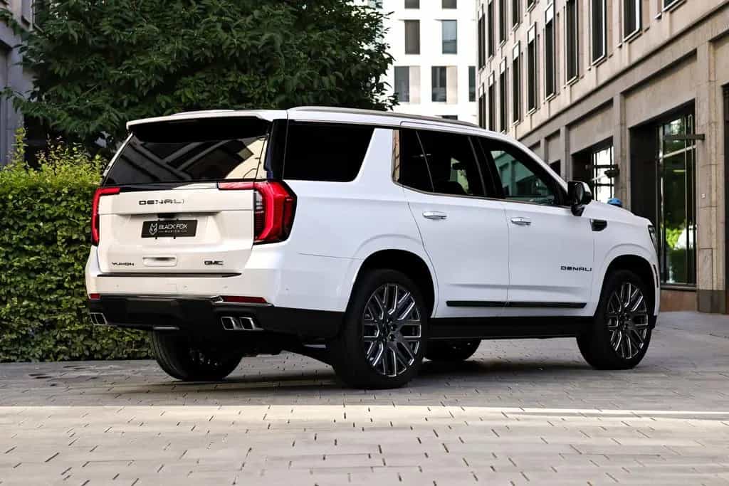 GMC Yukon Denali Ultimate 6.2 | MY2025 null-photo-4