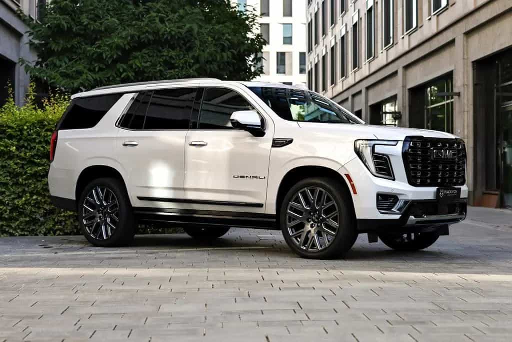 GMC Yukon Denali Ultimate 6.2 | MY2025 null-photo-6
