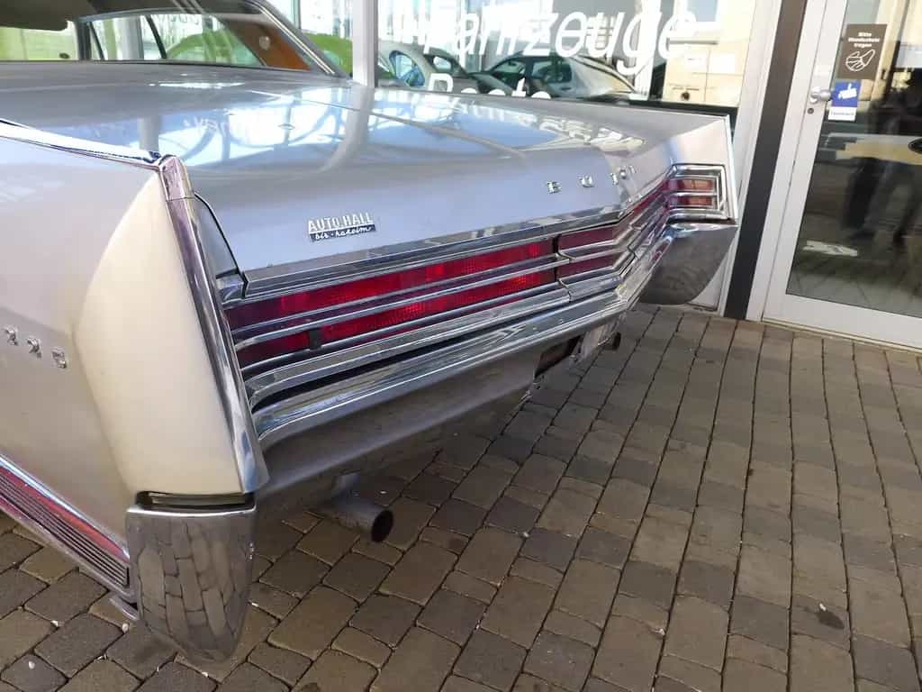 Buick Electra 225 4-door/ Coupe Look/ Unrestauriert! 07/1965-photo-11