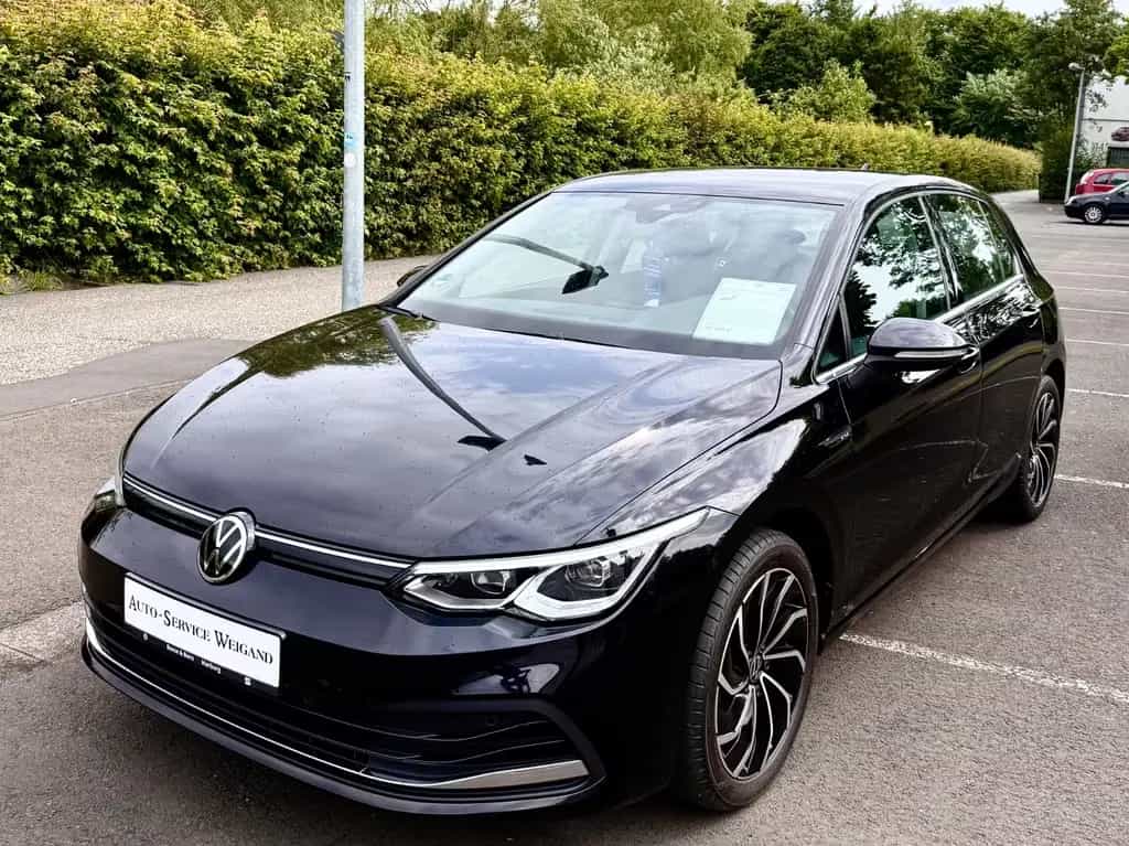 Volkswagen Golf VIII Lim1.5 Style Panorama-Dach Kamera Navi 07/2020-photo-0