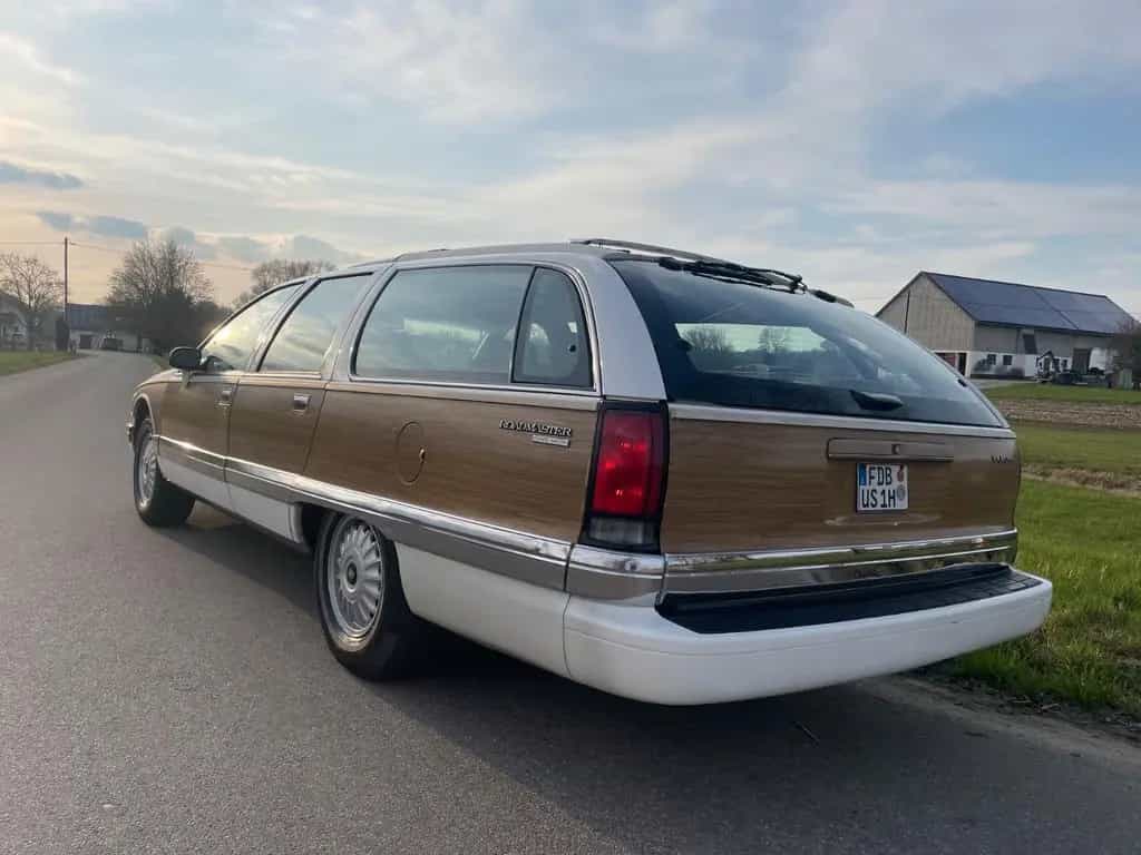 Buick Roadmaster Estate Wagon 5,7 02/1993-photo-0