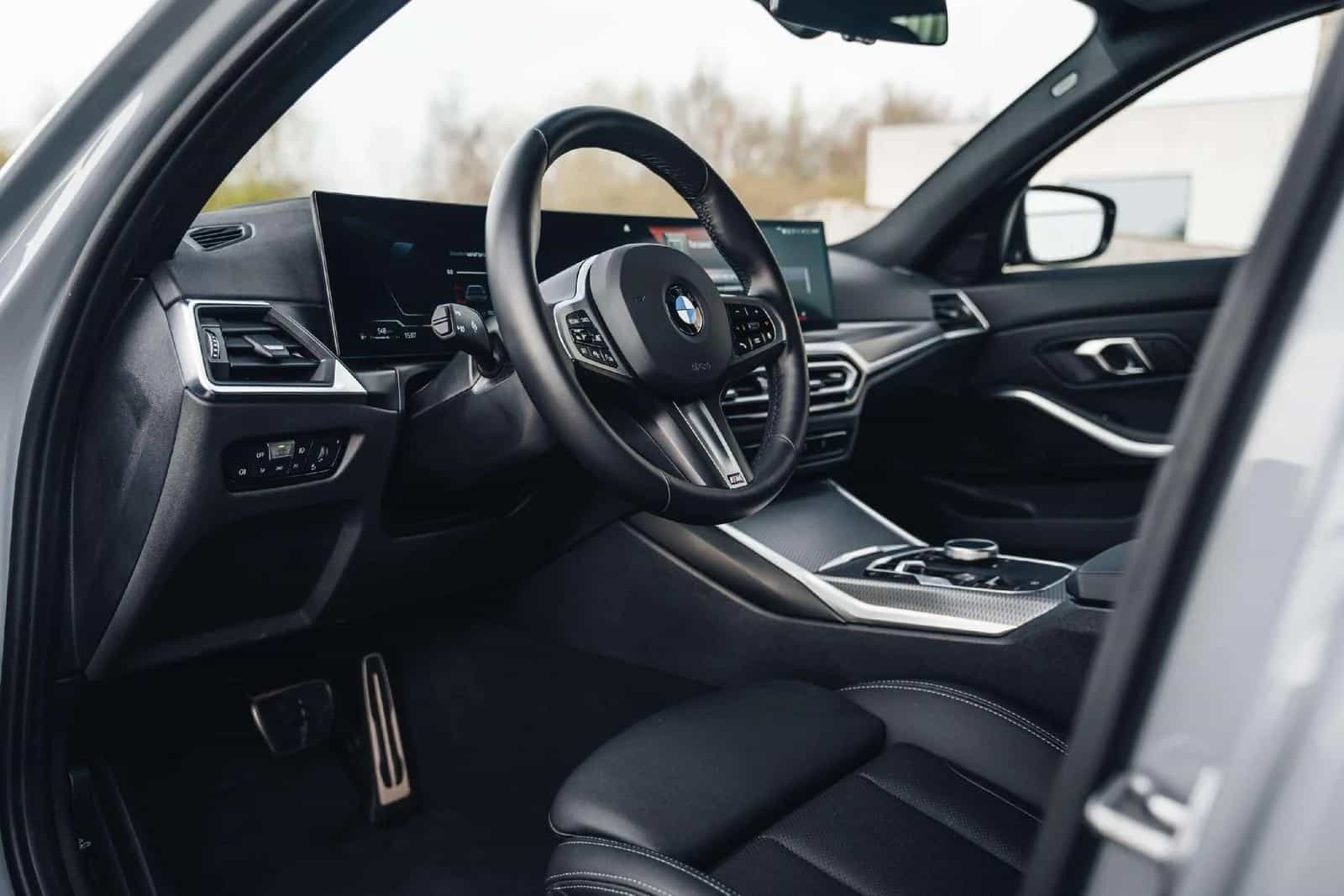 BMW 3 Series 03/2024-photo-20