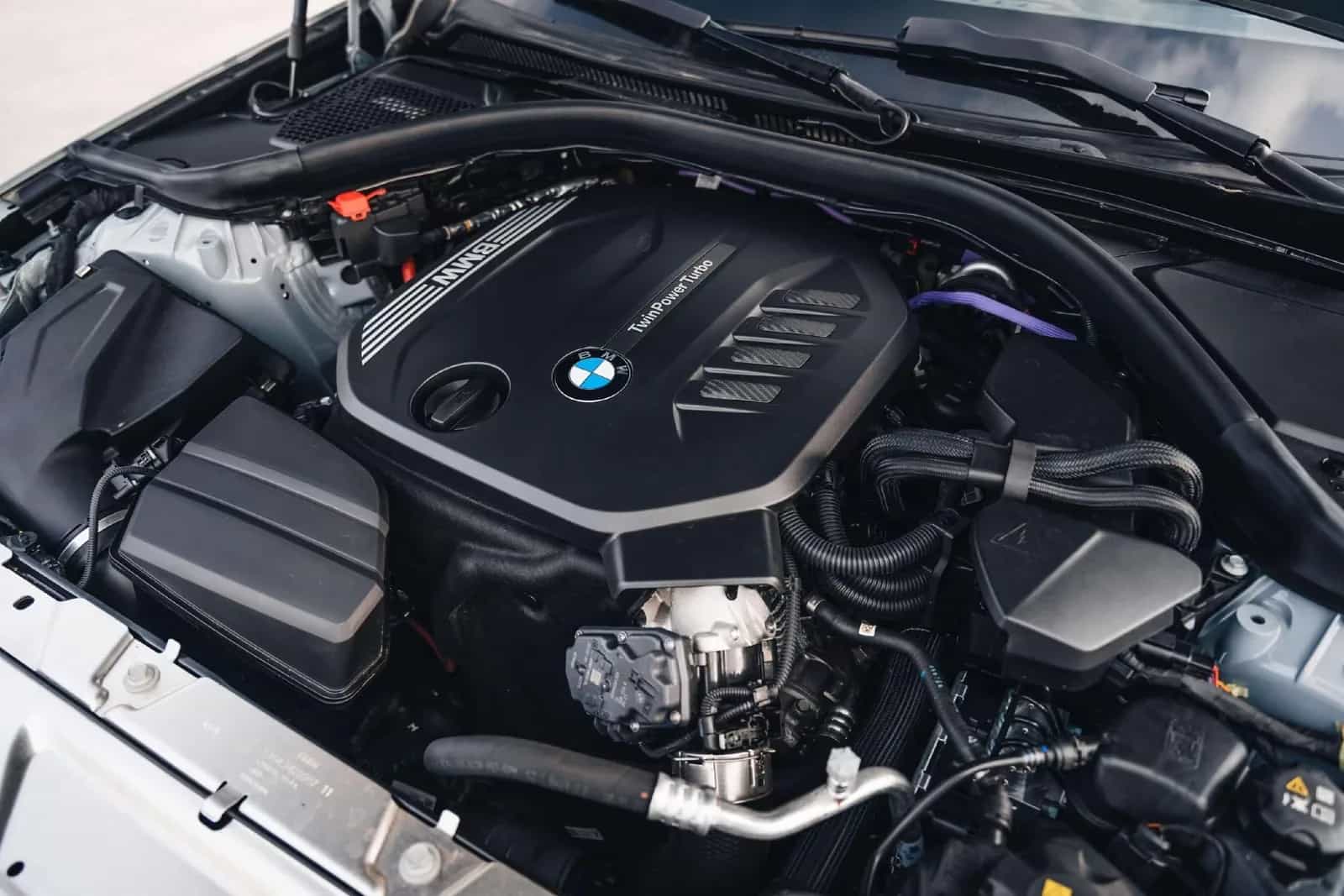 BMW 3 Series 03/2024-photo-27