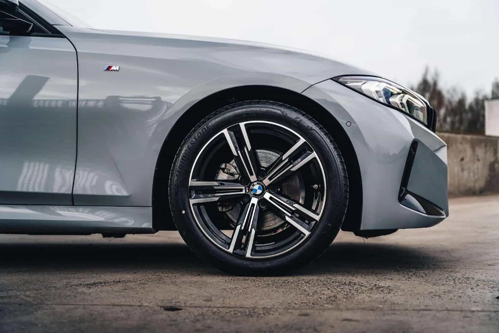 BMW 3 Series 03/2024-photo-7