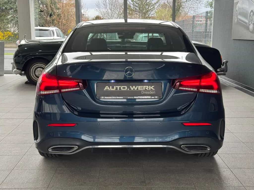 Mercedes-Benz A 250 4M Limo*HEAD-UP*MEMORY*DISTRONIC*360°KAMER 06/2021-photo-4