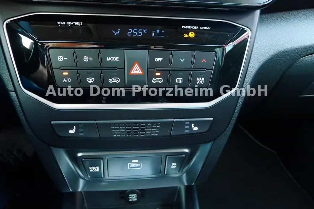 KGM Tivoli 1,5T BLISS/FWD/AT/KAMERA 09/2025-photo-11