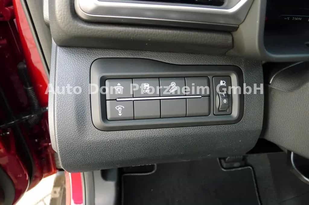 KGM Tivoli 1,5T BLISS/FWD/AT/KAMERA 09/2025-photo-7