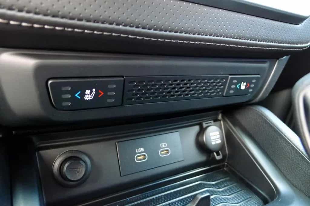 KGM Musso 2,2 D AWD AT LUX/Leder/LED 06/2025-photo-17