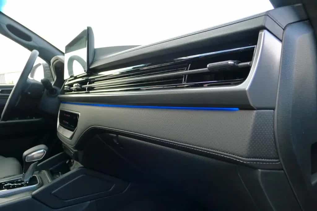 KGM Musso 2,2 D AWD AT LUX/Leder/LED 06/2025-photo-7