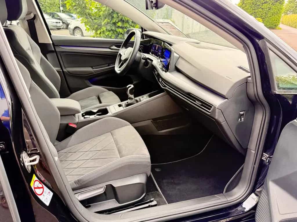Volkswagen Golf VIII Lim.1.5 Style Highline Kamera Navi 04/2020-photo-12
