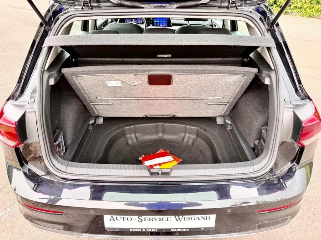 Volkswagen Golf VIII Lim.1.5 Style Highline Kamera Navi 04/2020-photo-18