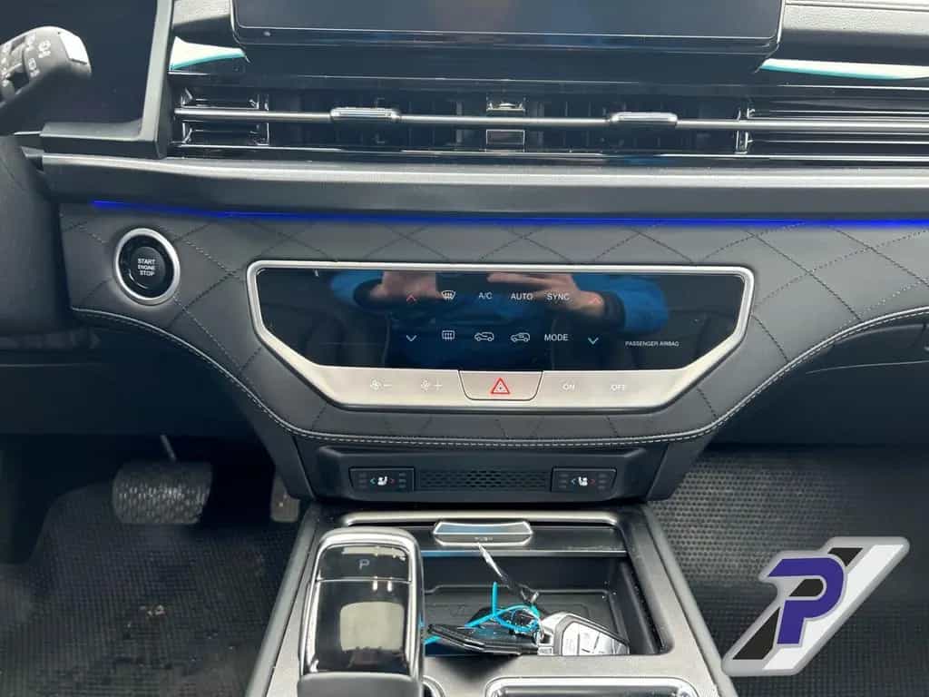 Ssangyong REXTON Sapphire 4x4 NAVI SITZBELÜFTUNG FAHRASSIS 03/2024-photo-24