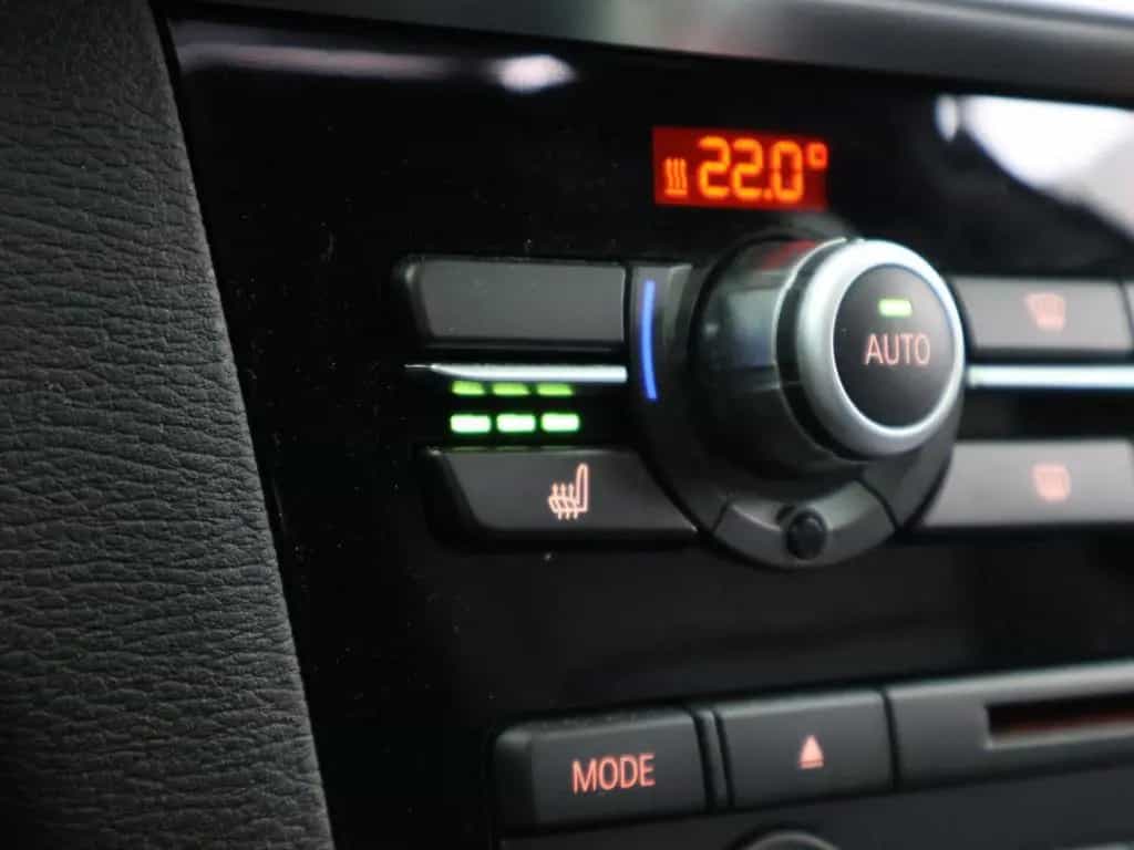 BMW X4 xDrive20d 190 PK M-SPORT + SCHUIFDAK | HEAD-U 04/2018-photo-19