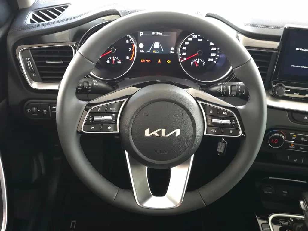 Kia CEED_5 1.5T 140 DCT7 VIS KOMF+ NAVI 10/2025-photo-11