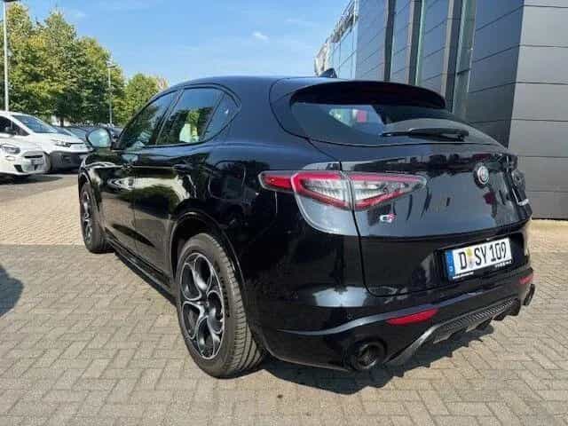 Alfa Romeo Stelvio 2.0 Turbo 16V Veloce Q 4 04/2024-photo-2