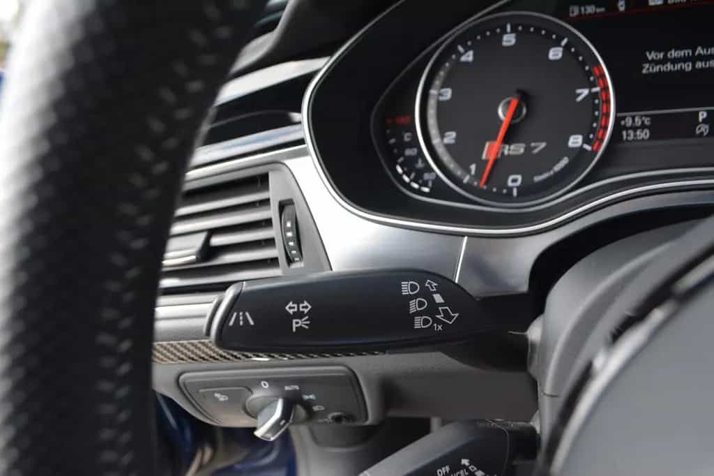 Audi RS7 Sportback 4.0 TFSI quattro 666ps 06/2014-photo-23
