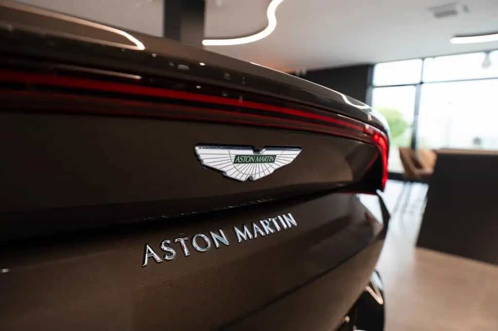 Aston Martin V8 Vantage 007 Edition   James Bond 12/2021-photo-7