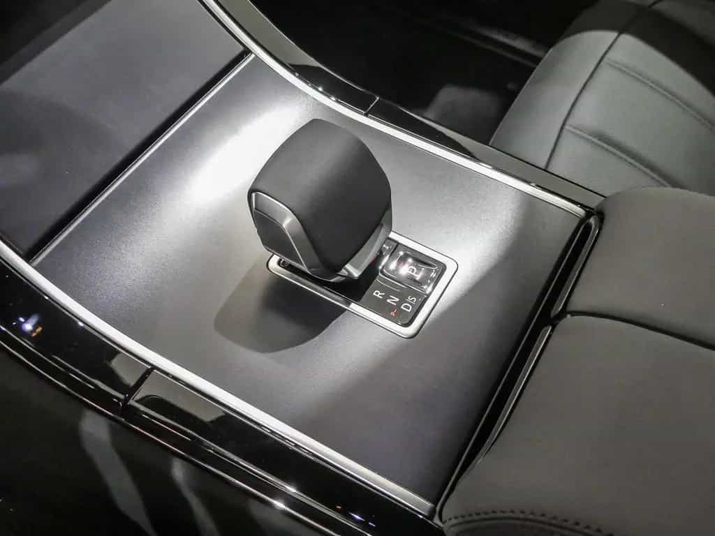 Land Rover Range Rover Rover Evoque Dynamic SE D200 Mild-Hybrid L 11/2025-photo-15