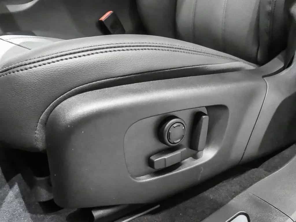 Land Rover Range Rover Rover Evoque Dynamic SE D200 Mild-Hybrid L 11/2025-photo-17