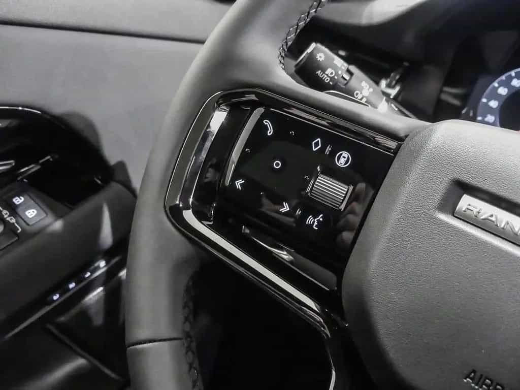 Land Rover Range Rover Rover Evoque Dynamic SE D200 Mild-Hybrid L 11/2025-photo-19