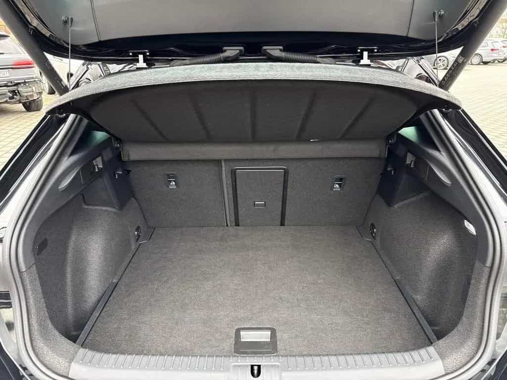 Cupra Formentor 1.5 eTSI DSG, SHZ, LED, PDC 06/2025-photo-13