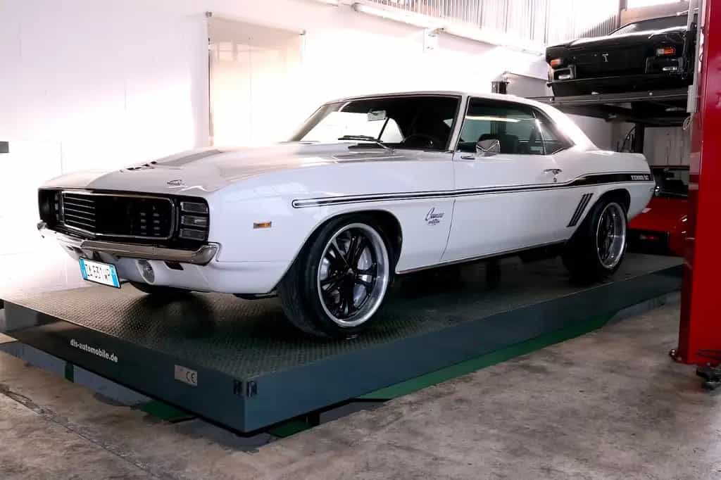 Chevrolet Camaro YENKO/SC Recreation 454 Tremec 5-speed 07/1969-photo-17