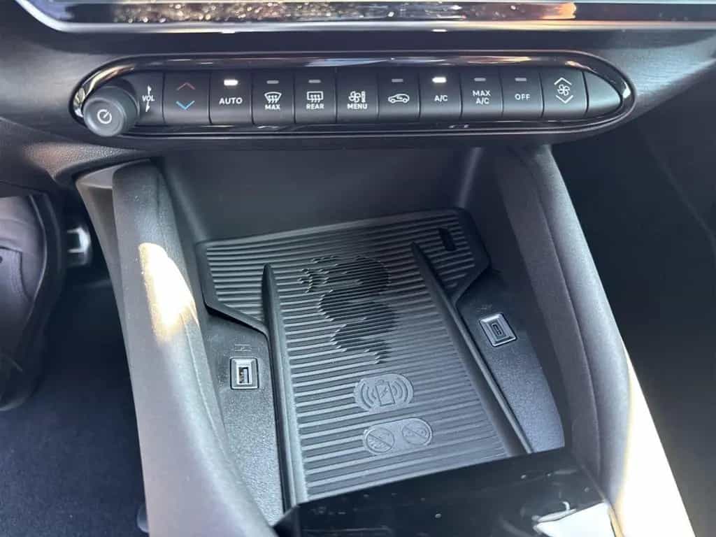 Alfa Romeo Junior Ibrida SPECIALE -April-Aktion!- Technolog null-photo-14