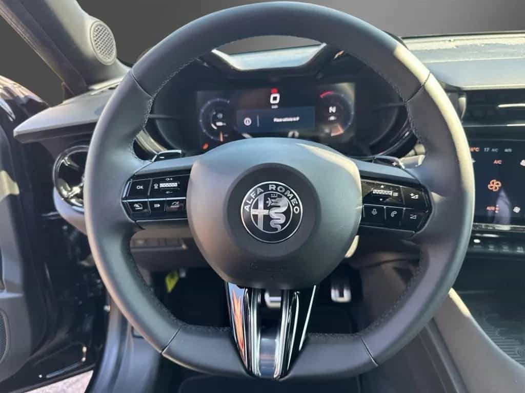 Alfa Romeo Junior Ibrida SPECIALE -April-Aktion!- Technolog null-photo-16