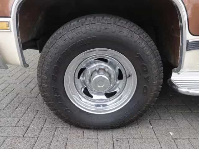 Chevrolet Suburban 2500 Silverado+H-KENNZEICHEN-KLIMA+7 SI 07/1989-photo-7
