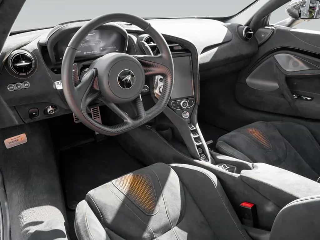 McLaren 765LT Spider| Electrochromic Roof| Comfort Seats 02/2022-photo-4