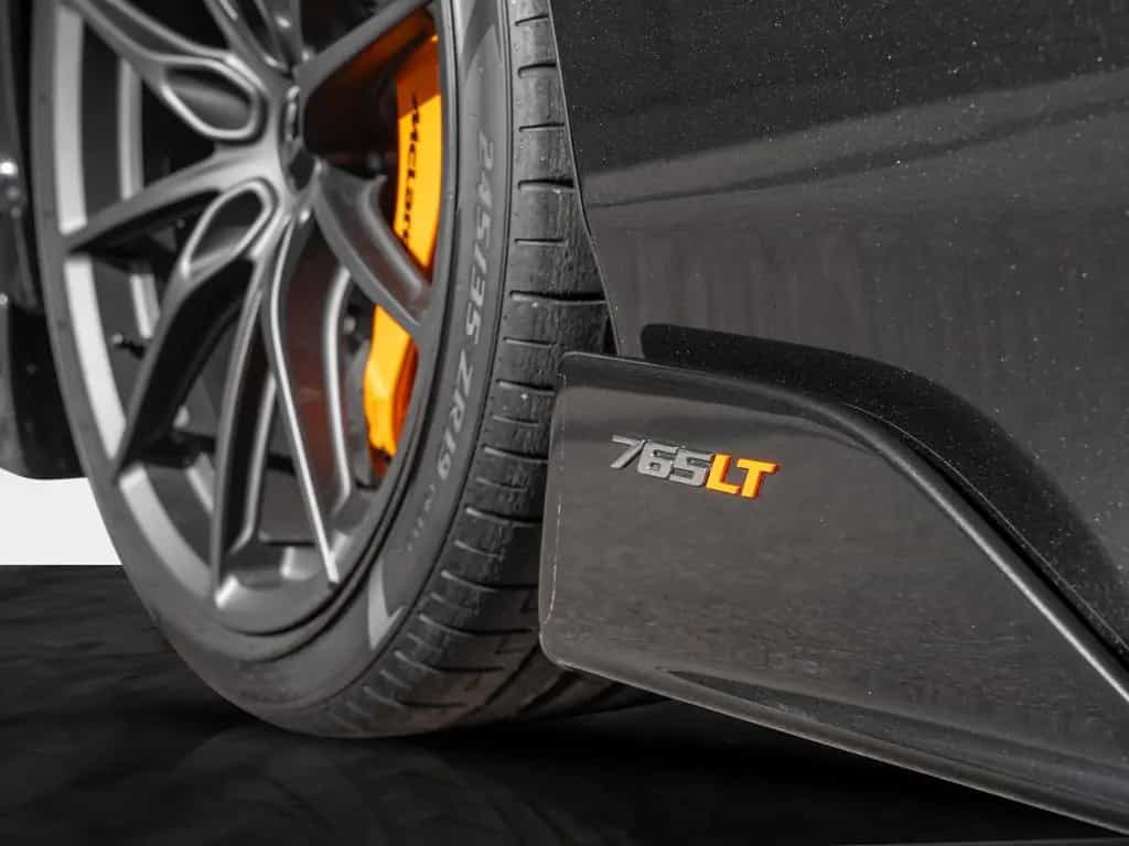 McLaren 765LT Spider| Electrochromic Roof| Comfort Seats 02/2022-photo-7