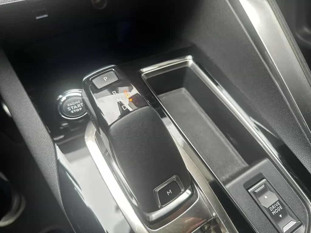 Peugeot 3008 GT*NAVIGATION*SITZH.*180 KAMERA*LED*ANDROID 02/2023-photo-13