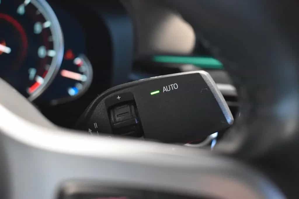 BMW 5 Series 540 i Lim. M Sport *LED *HUD *S-DACH *SONDERLACK 09/2017-photo-20