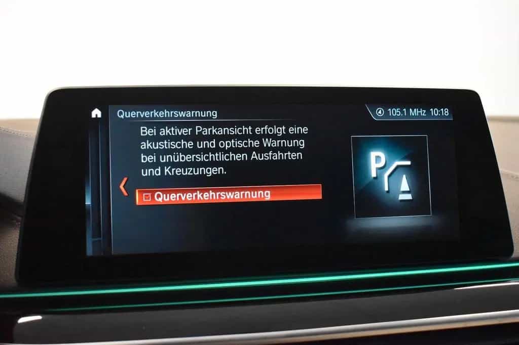 BMW 5 Series 540 i Lim. M Sport *LED *HUD *S-DACH *SONDERLACK 09/2017-photo-29