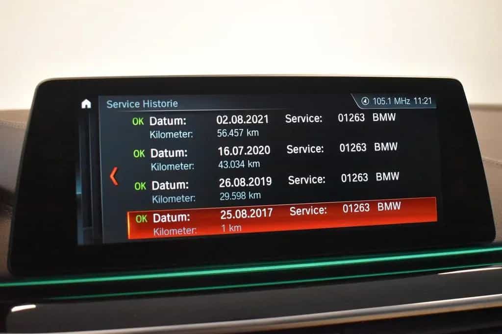 BMW 5 Series 540 i Lim. M Sport *LED *HUD *S-DACH *SONDERLACK 09/2017-photo-36