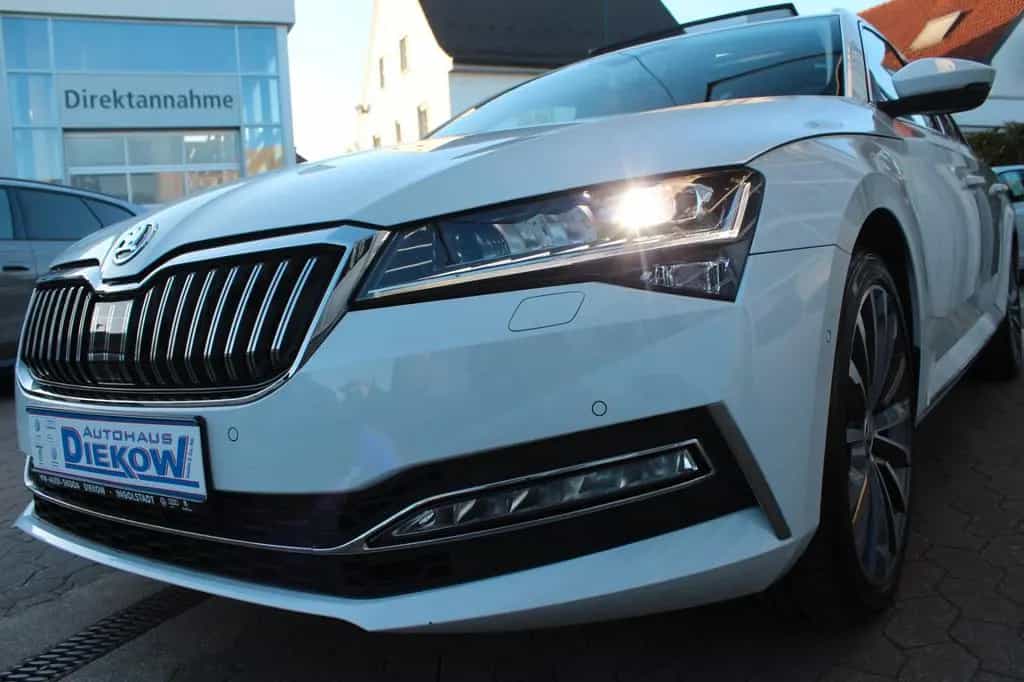 Skoda Superb Combi L&K 4x4 STHZ Pano AHK 19"Vollaussta 03/2023-photo-14