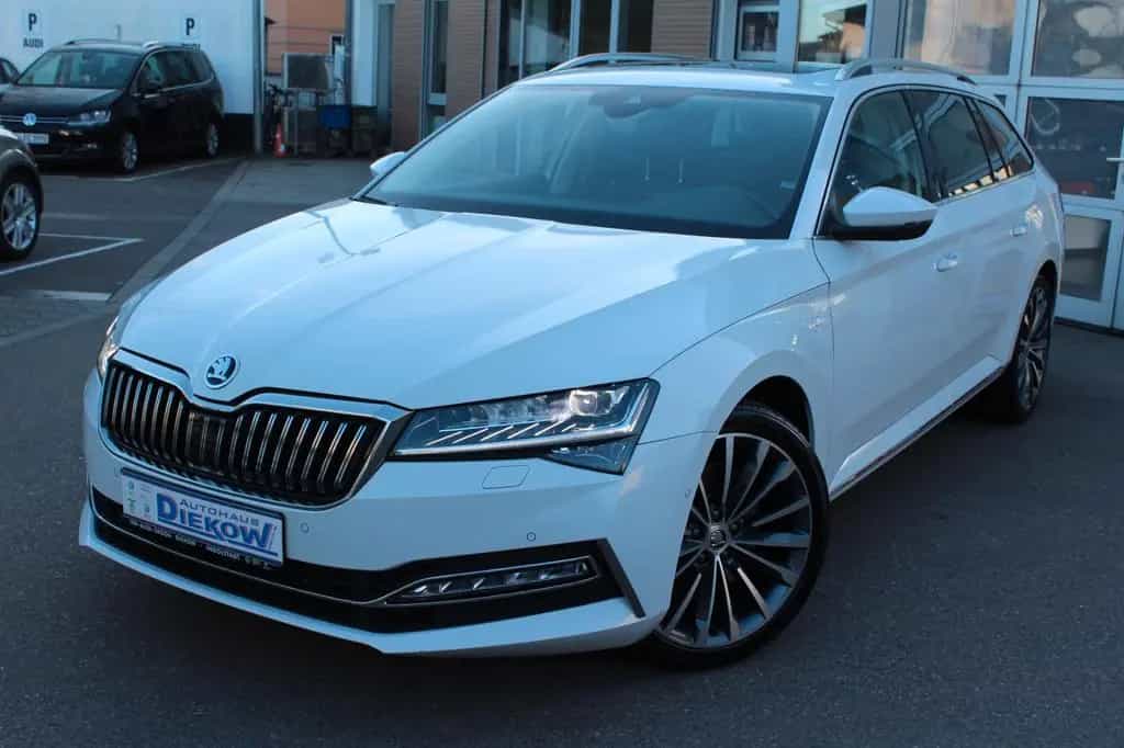 Skoda Superb Combi L&K 4x4 STHZ Pano AHK 19"Vollaussta 03/2023-photo-2