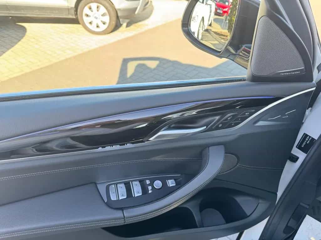 BMW X3 xDrive 30 d xLine 09/2019-photo-16