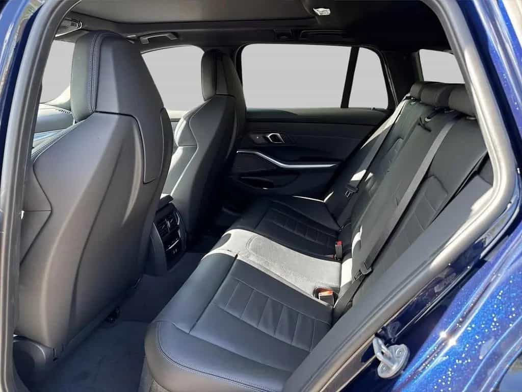 ALPINA D3 S Touring AHK Pano Driving As. Prof Shadow Li 04/2026-photo-7