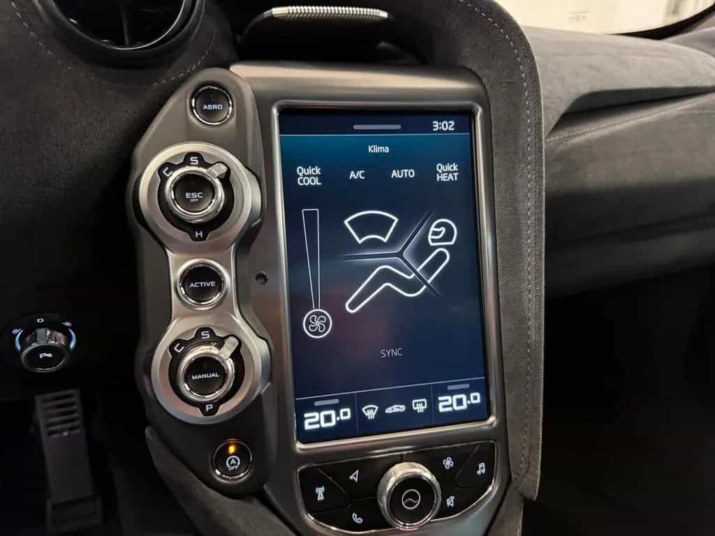 McLaren 720S MSO P1 Racing Seats 6-Point Harness 08/2018-photo-43