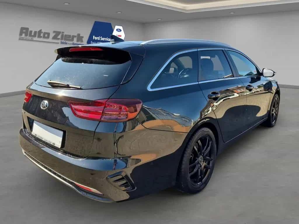 Kia Ceed Sportswagon Platinum Edition 1.4 T-GDI Voll 09/2018-photo-3